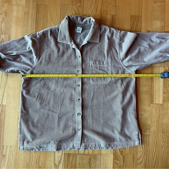 Vintage LL Bean wide wale tan corduroy shirt - Picture 6 of 8